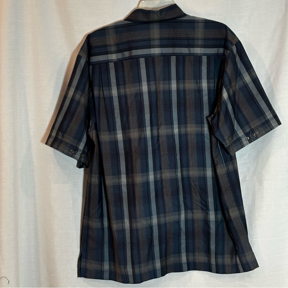 Tommy Bahama 100% Solk Navy Plaid Men's Shirt Size L - Picture 2 of 8